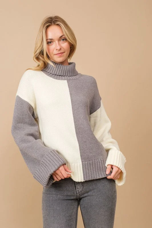 Divided Opinions Colorblock Cowl Neck Sweater (Heather Grey)